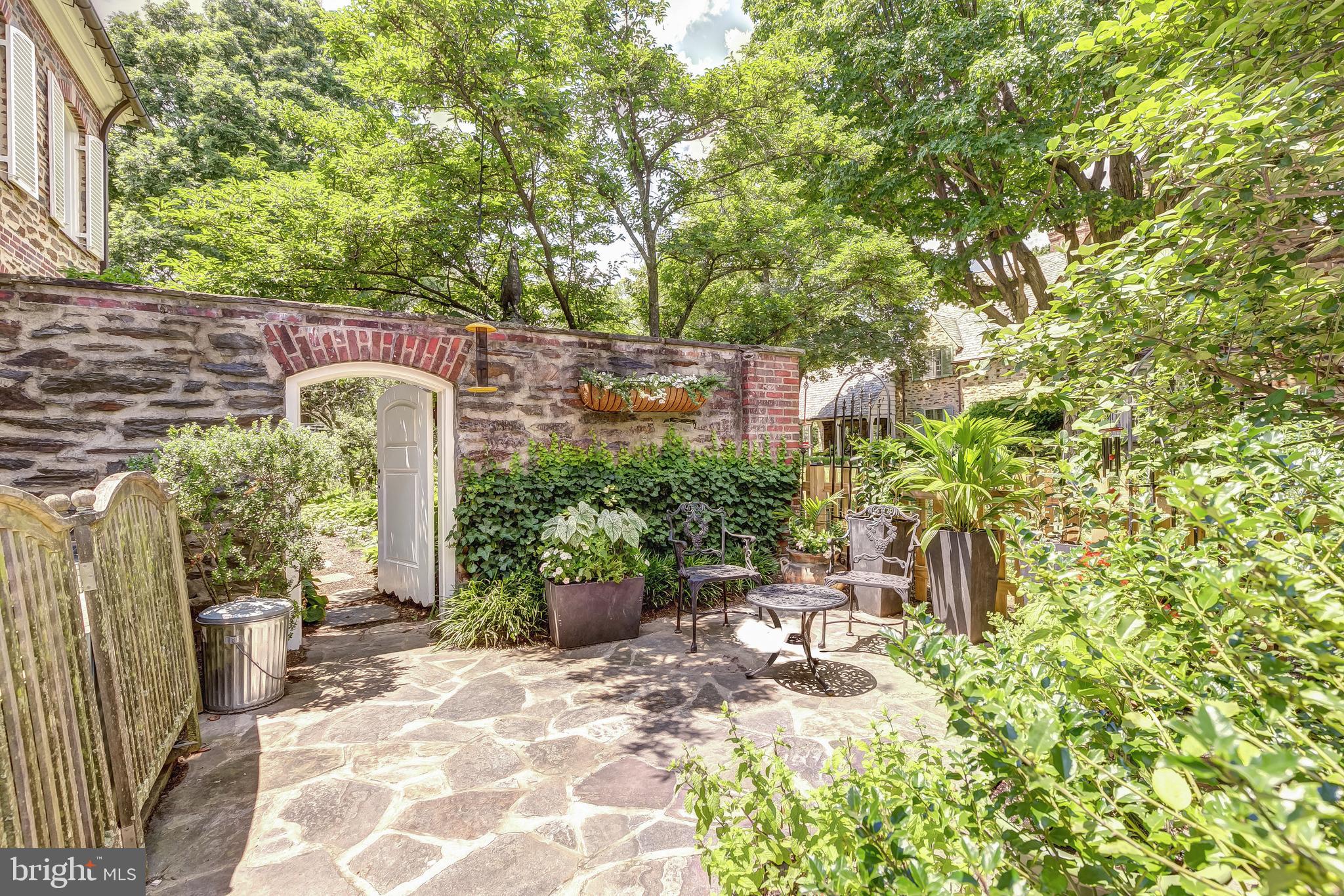 100 Upnor Road Baltimore, MD 21212 - Photo 37 of 38 Kitchen Courtyard