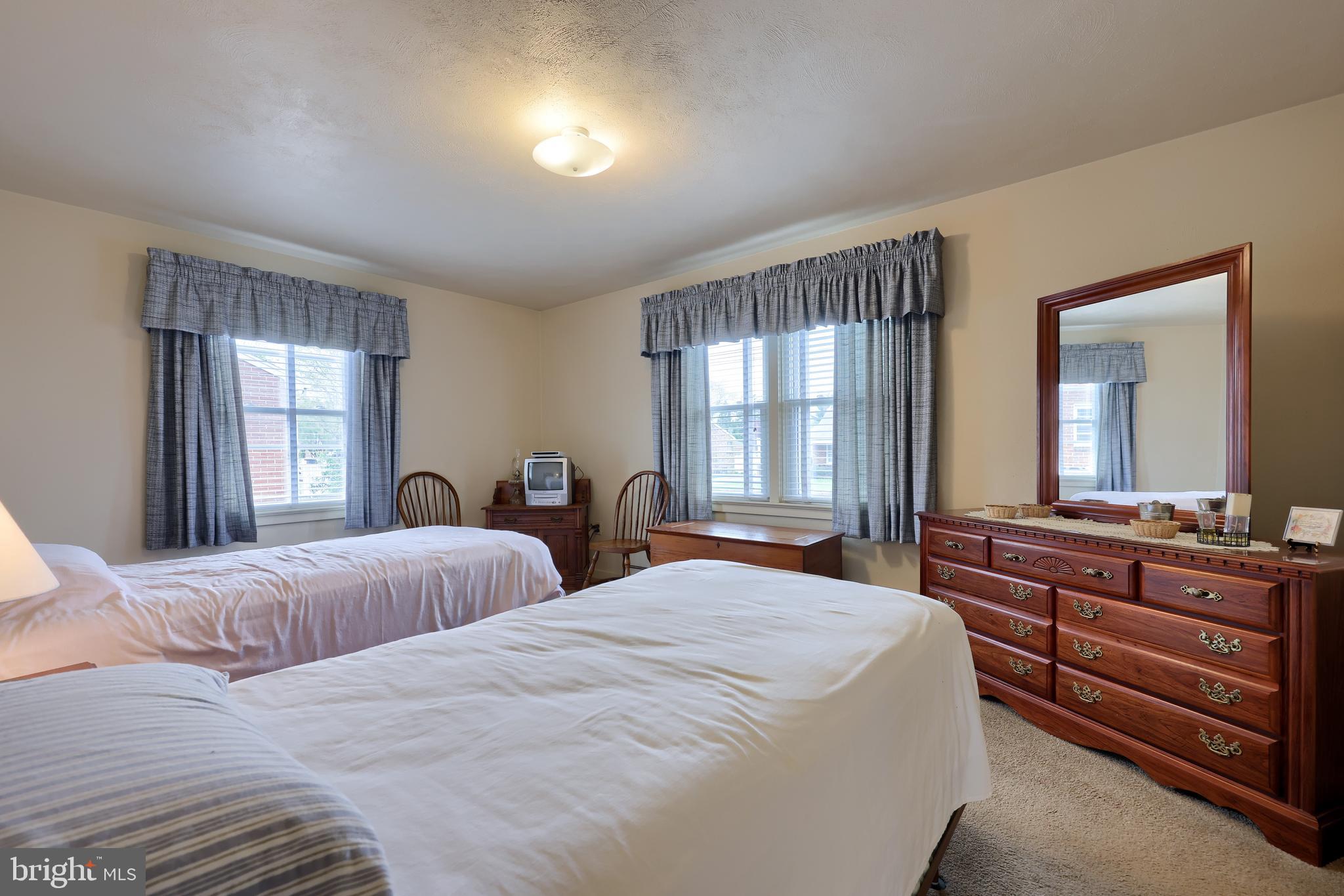 2260 Linden Road York, PA 17408 - Photo 17 of 30