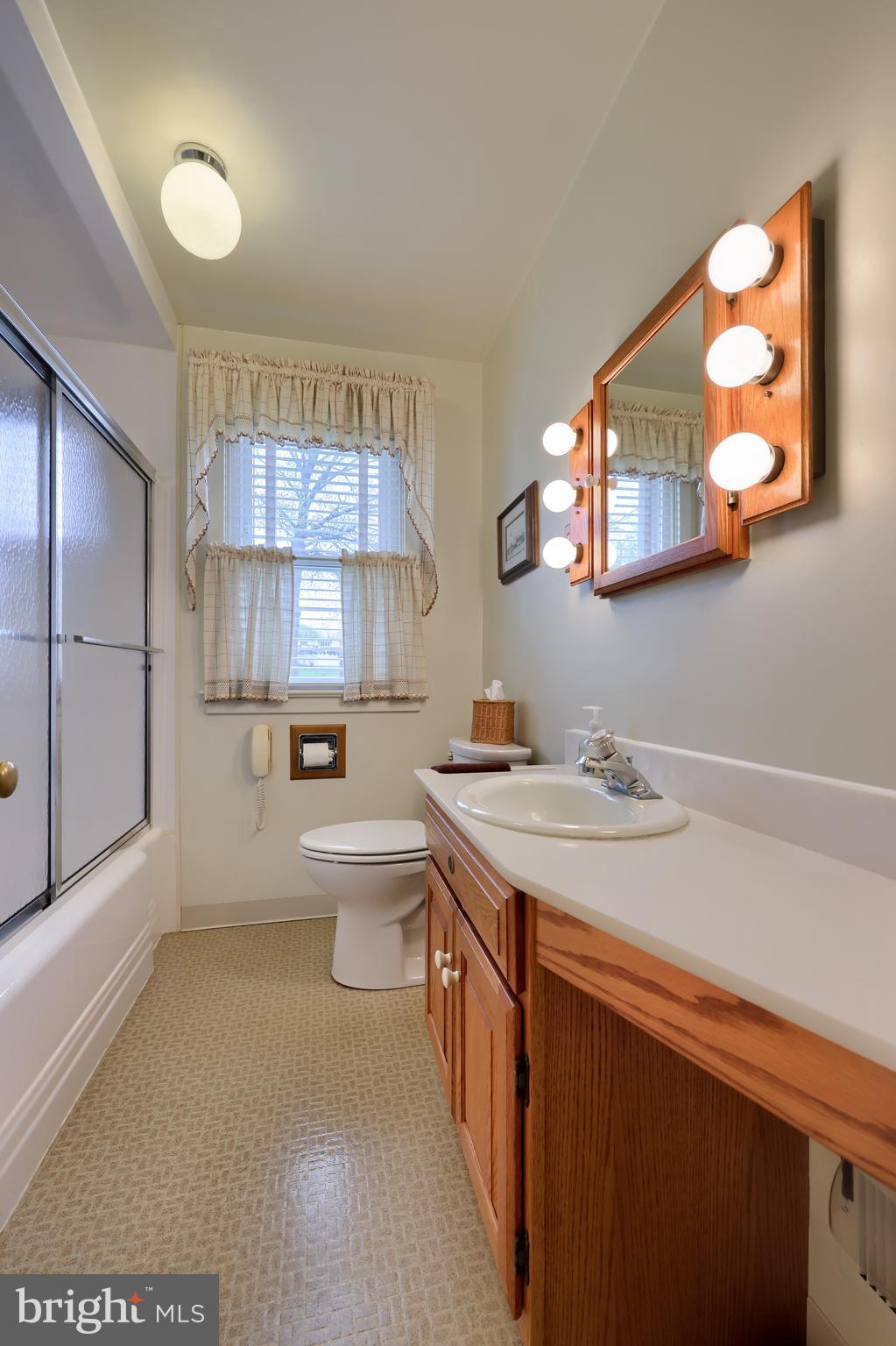 2260 Linden Road York, PA 17408 - Photo 20 of 30