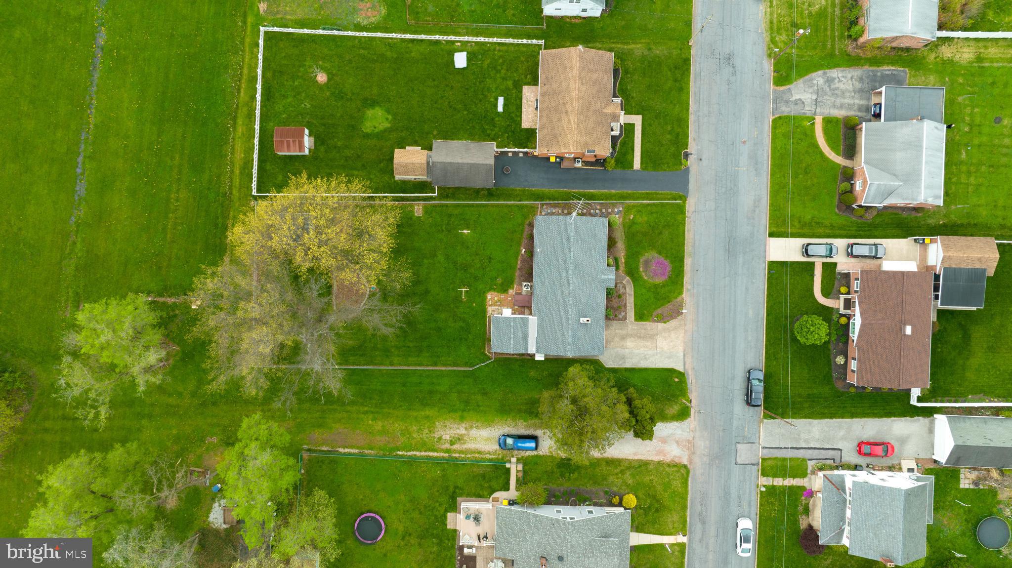 2260 Linden Road York, PA 17408 - Photo 23 of 30