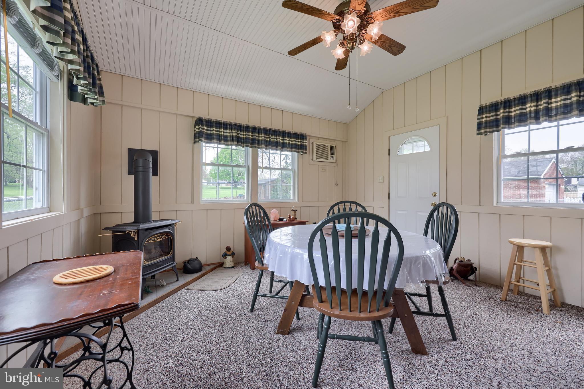 2260 Linden Road York, PA 17408 - Photo 7 of 30
