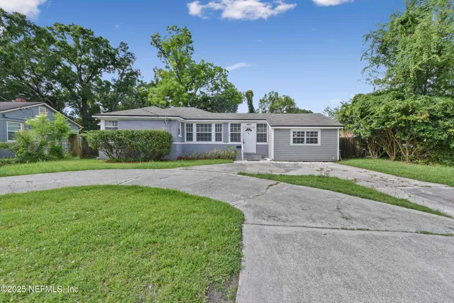$1,595 | 4848 Plymouth Street, Jacksonville, FL 32205
