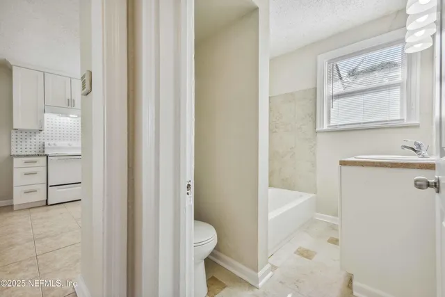 $1,595 | 4848 Plymouth Street, Jacksonville, FL 32205