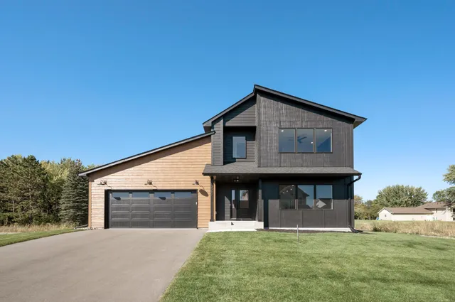 $685,000 | 9982 14th Circle Northeast, St. Michael, MN 55376