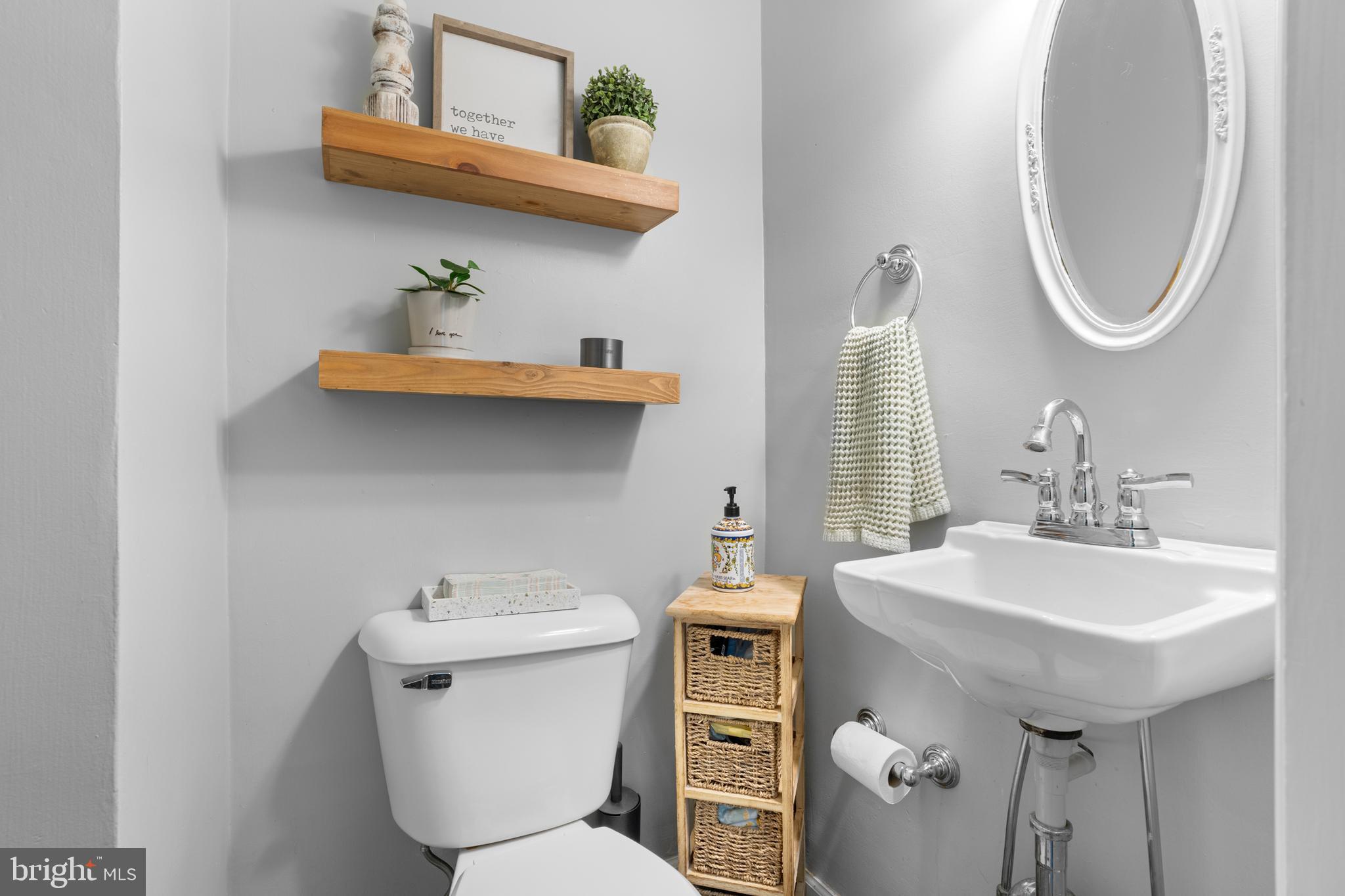 502 Paper Mill Road Oreland, PA 19075 - Photo 11 of 45 Powder room