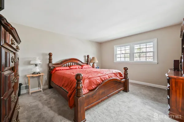 $779,000 | 42 Norman Lane, Old Bridge, NJ 08857