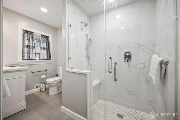 $779,000 | 42 Norman Lane, Old Bridge, NJ 08857