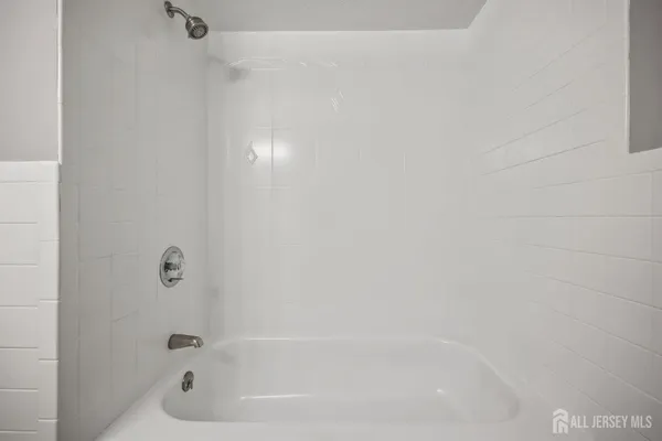 $779,000 | 42 Norman Lane, Old Bridge, NJ 08857