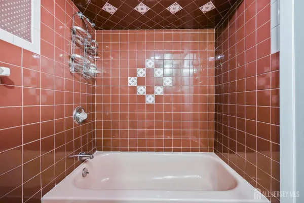 $779,000 | 42 Norman Lane, Old Bridge, NJ 08857