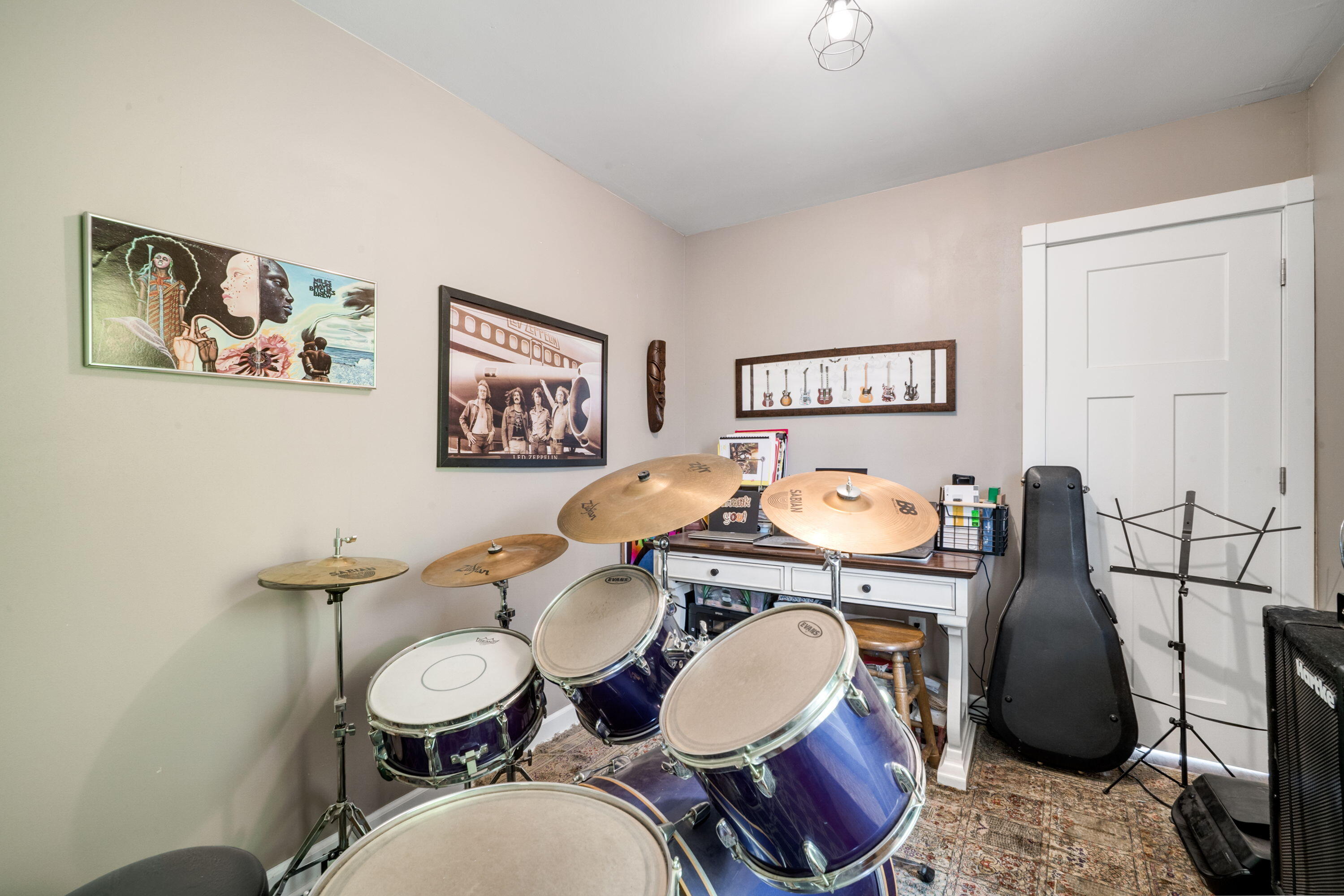 5954 Mohawk Road Wayne, WI 53002 - Photo 14 of 37 13_imgDSC06427