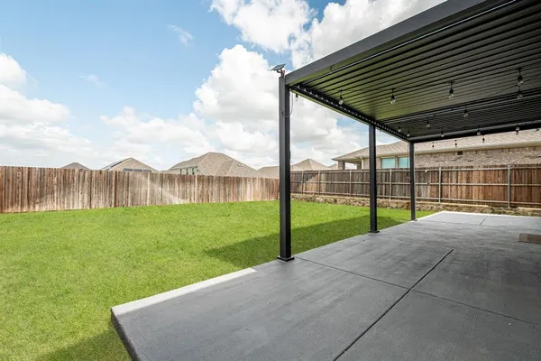 $2,295 | 217 Fieldstone Drive, Melissa, TX 75454