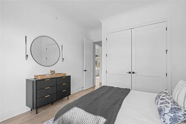 front view of house with a yard