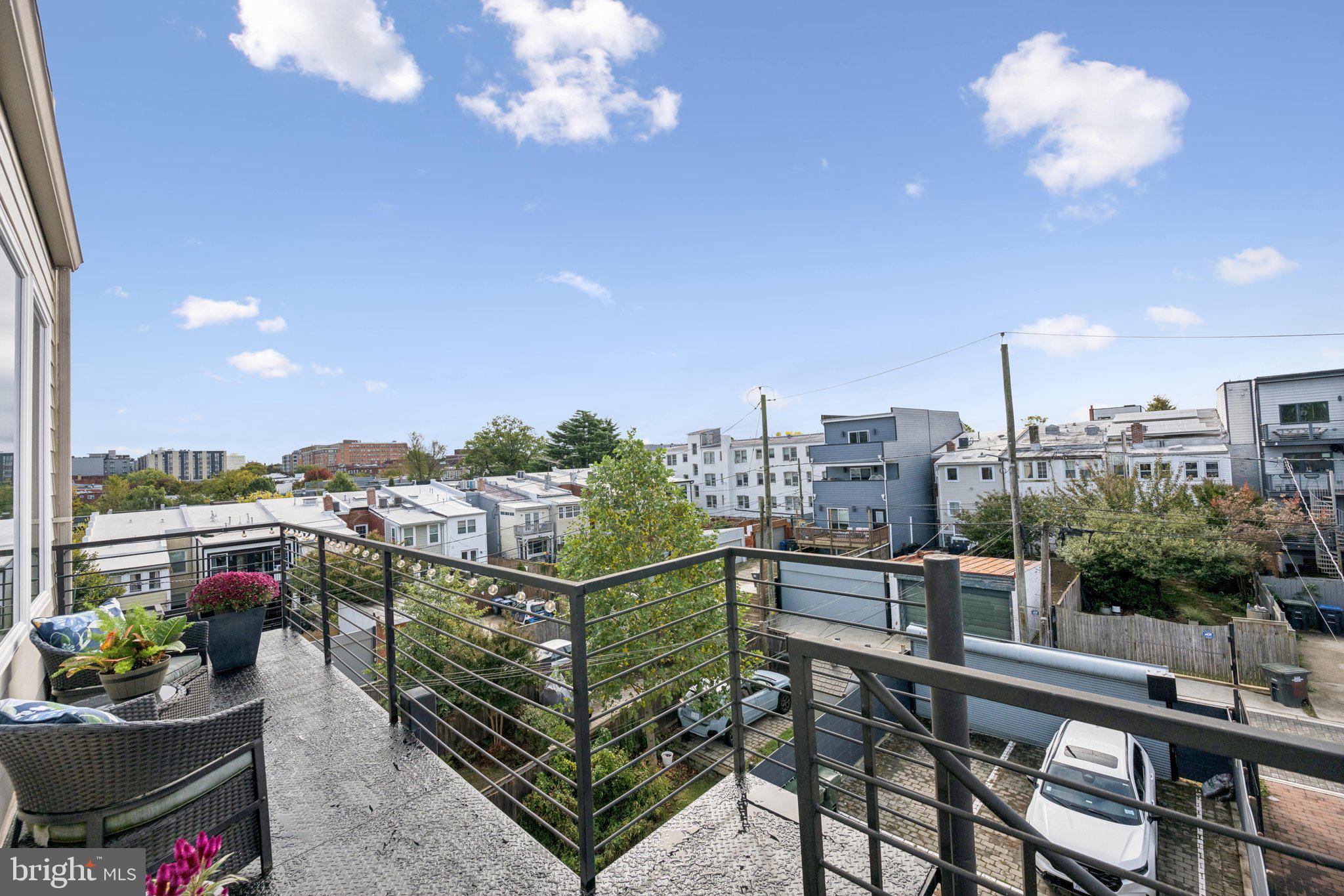 1316 Shepherd Street Northwest, Unit 4 Washington, DC 20011 - Photo 9 of 25 a view of a terrace with furniture
