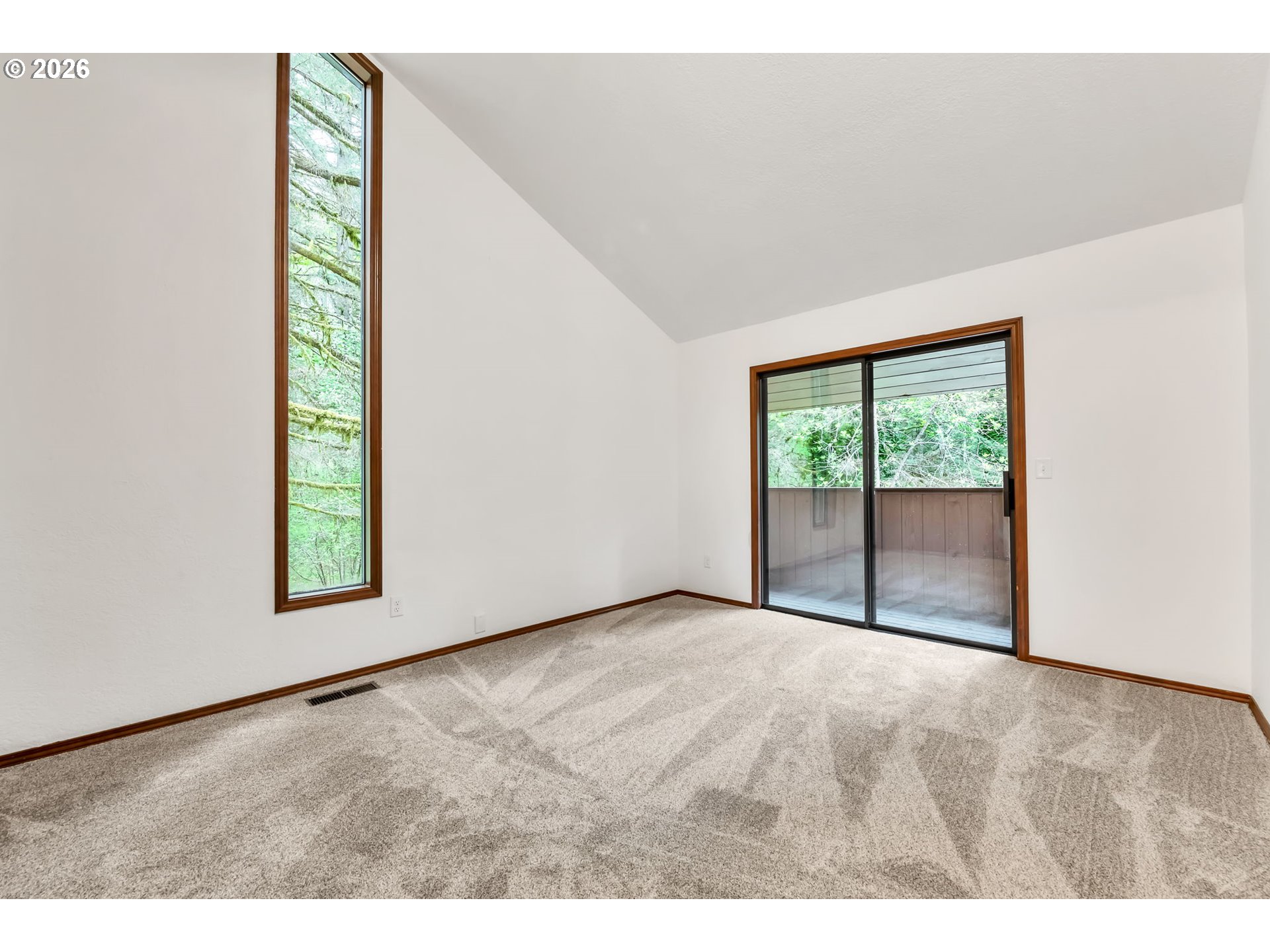 89879 Sheffler Road Elmira, OR 97437 - Photo 25 of 43 Bedroom