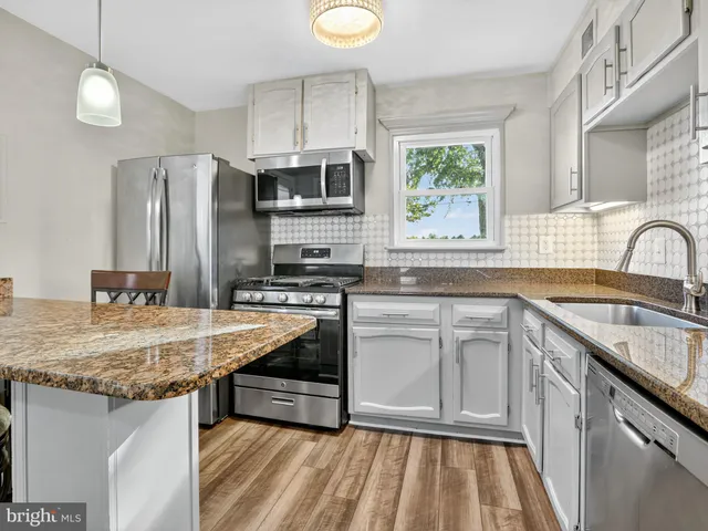 $445,000 | 167 Scott Drive, Manassas Park, VA 20111