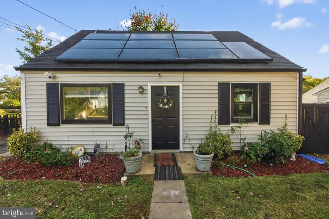 $445,000 | 167 Scott Drive, Manassas Park, VA 20111