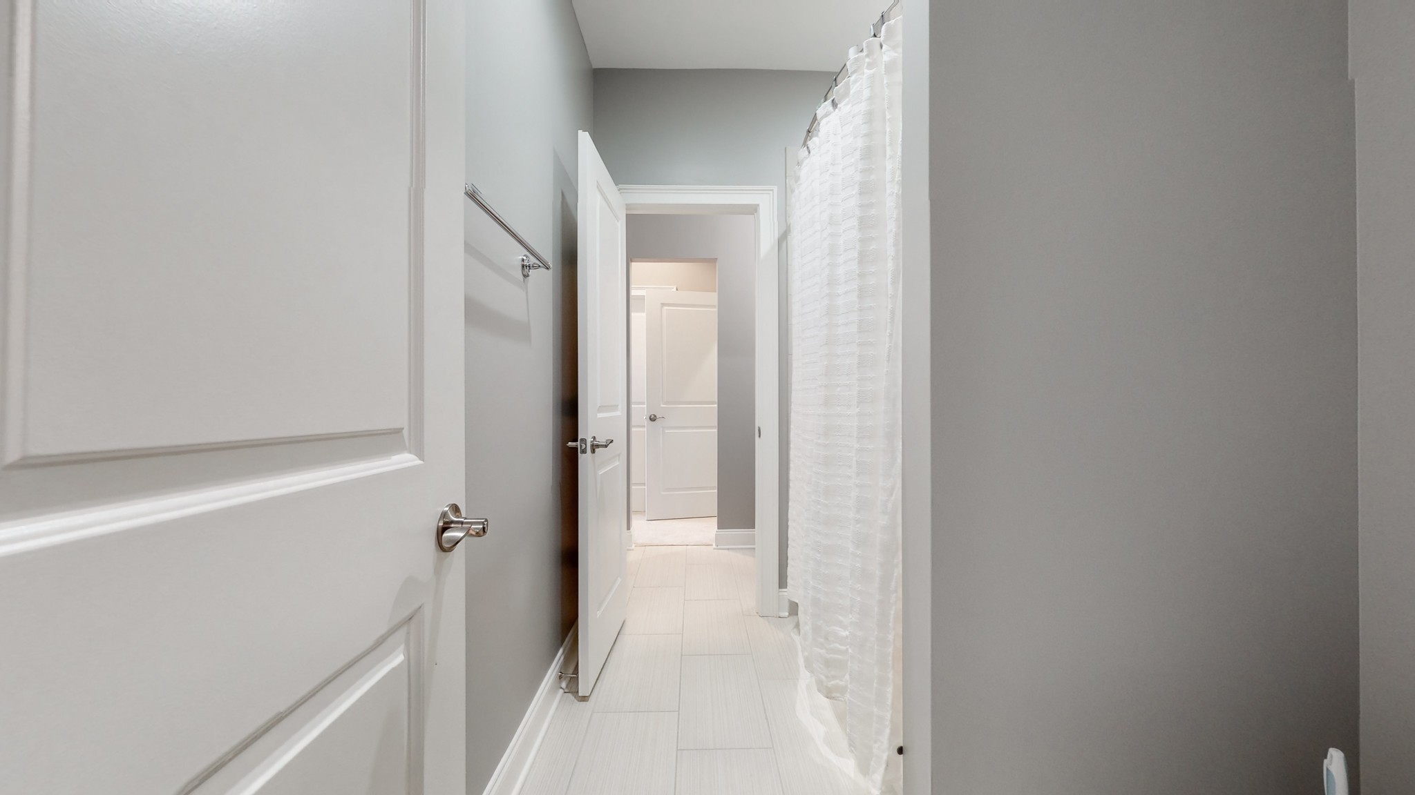 6023 Lookaway Circle Franklin, TN 37067 - Photo 42 of 50 a bathroom with a bathtub