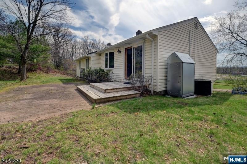 1006 Black Oak Ridge Road Wayne, NJ 07470 - Photo 27 of 29