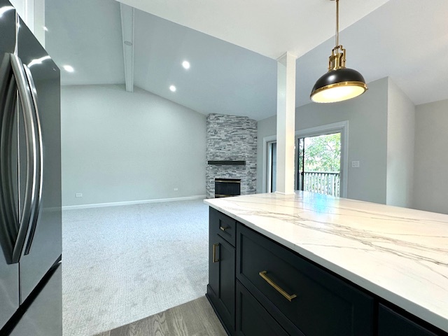 141 Shoreline Road, Unit B Lake Barrington, IL 60010 - Photo 8 of 47 Gallery Image 8