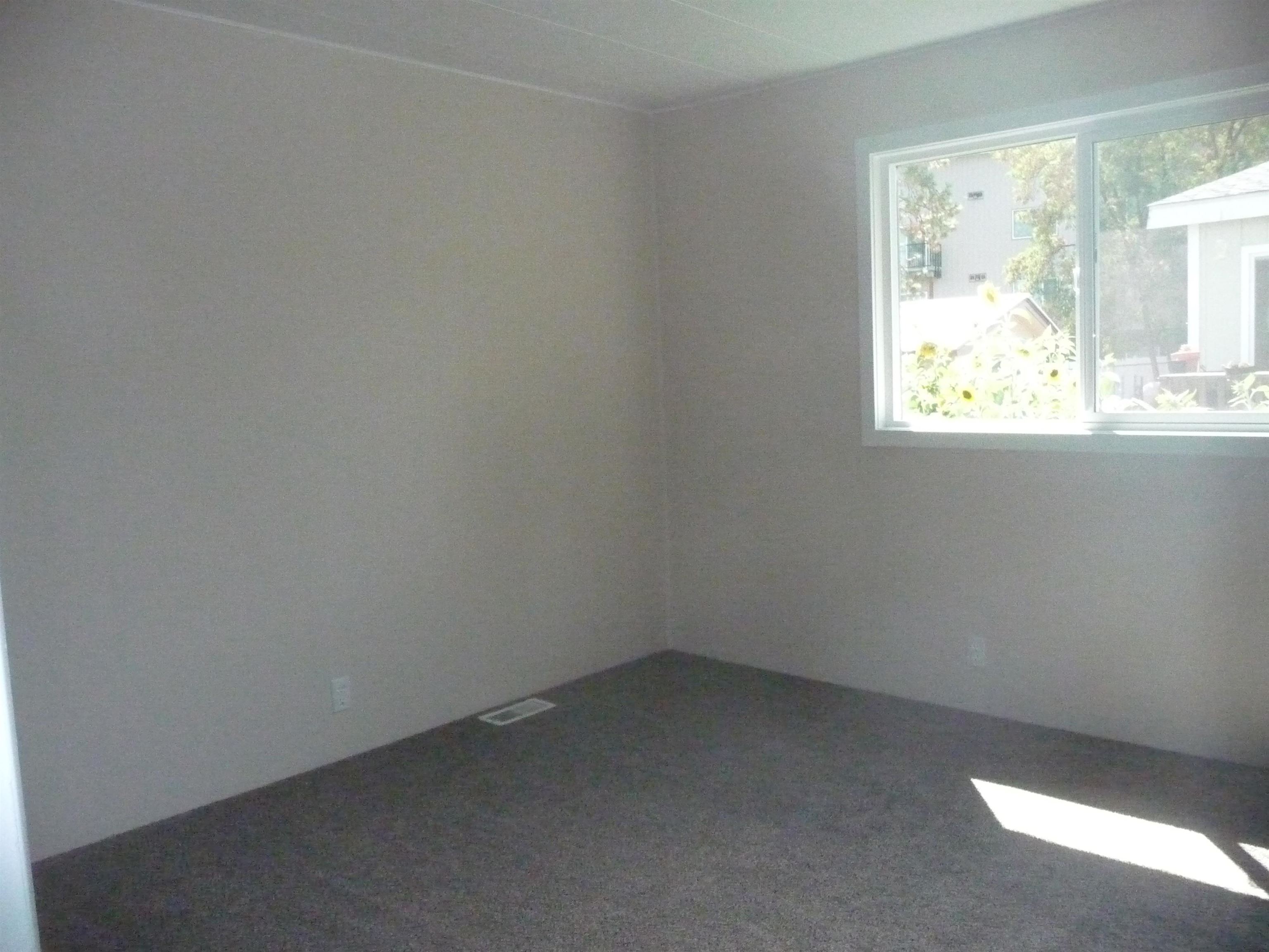 840 West 1st Street, Unit 11 Cheney, WA 99004 - Photo 9 of 12