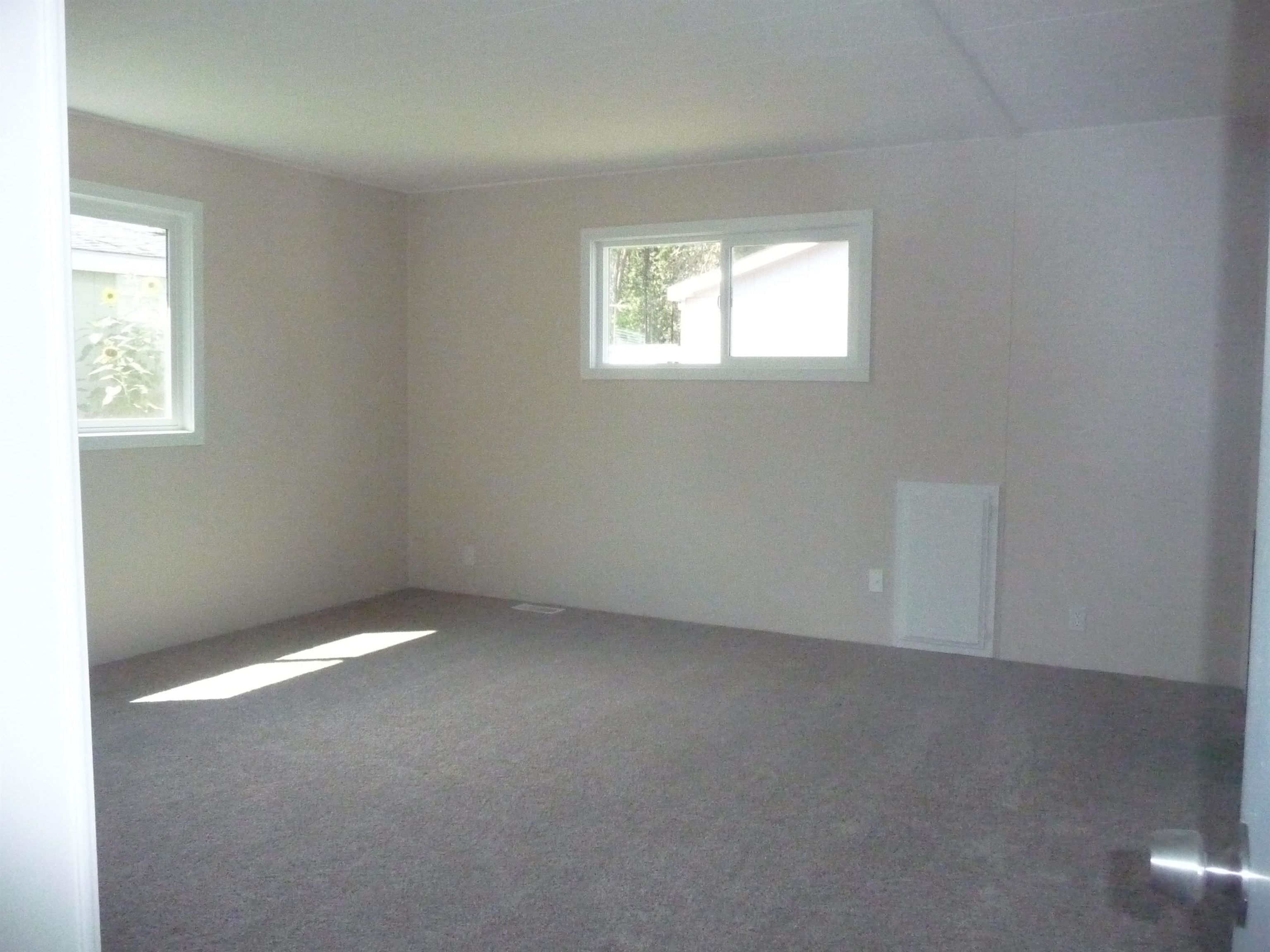 840 West 1st Street, Unit 11 Cheney, WA 99004 - Photo 10 of 12