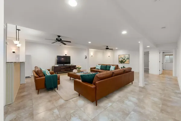 $599,900 | 204 Amherst Circle, Oswego, IL 60543