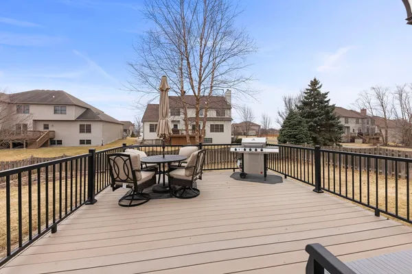$599,900 | 204 Amherst Circle, Oswego, IL 60543