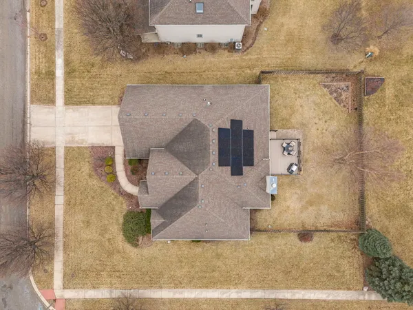 $599,900 | 204 Amherst Circle, Oswego, IL 60543