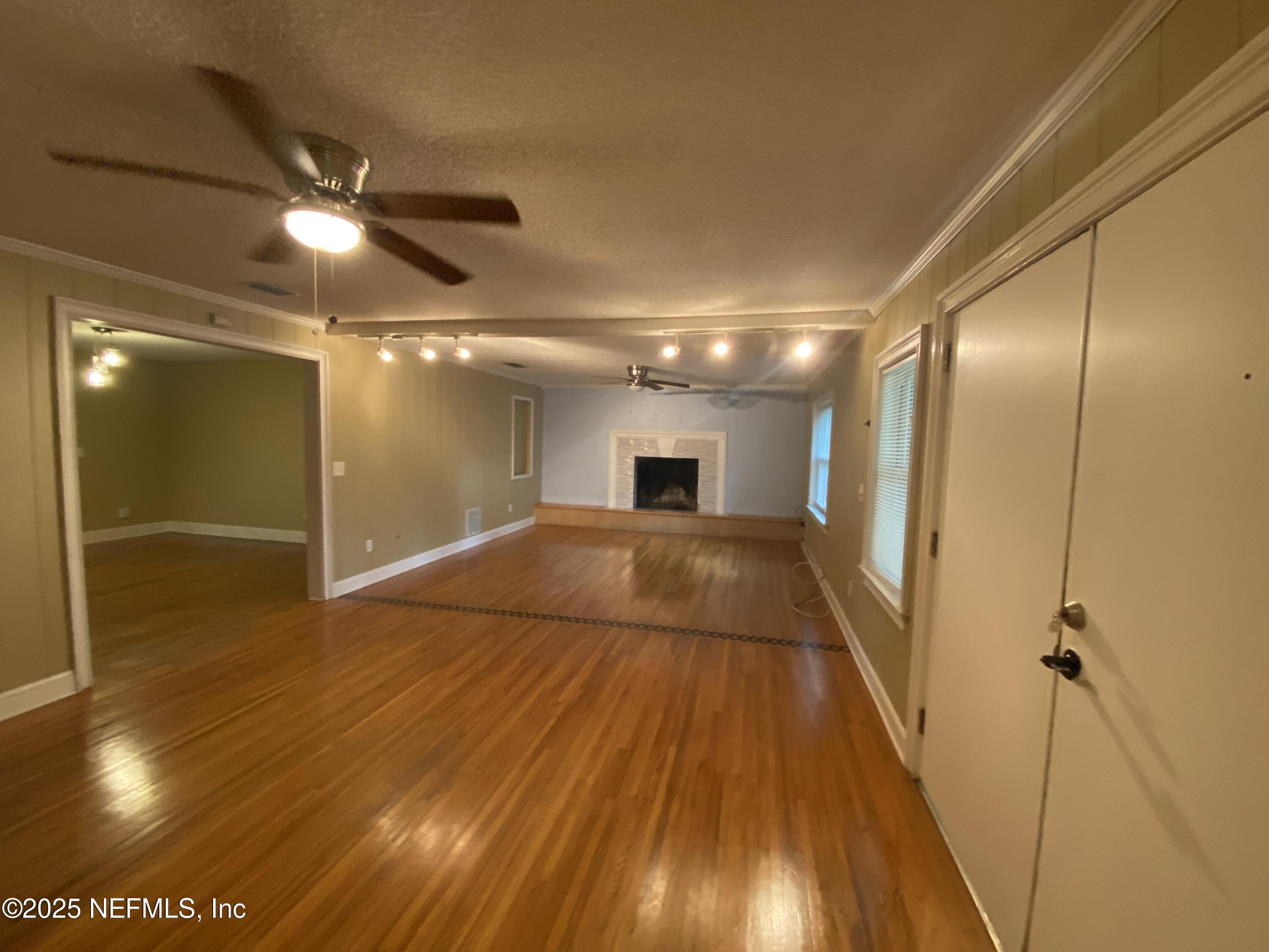 1223 Hatcher Road Middleburg, FL 32068 - Photo 6 of 50 Living/Family Room