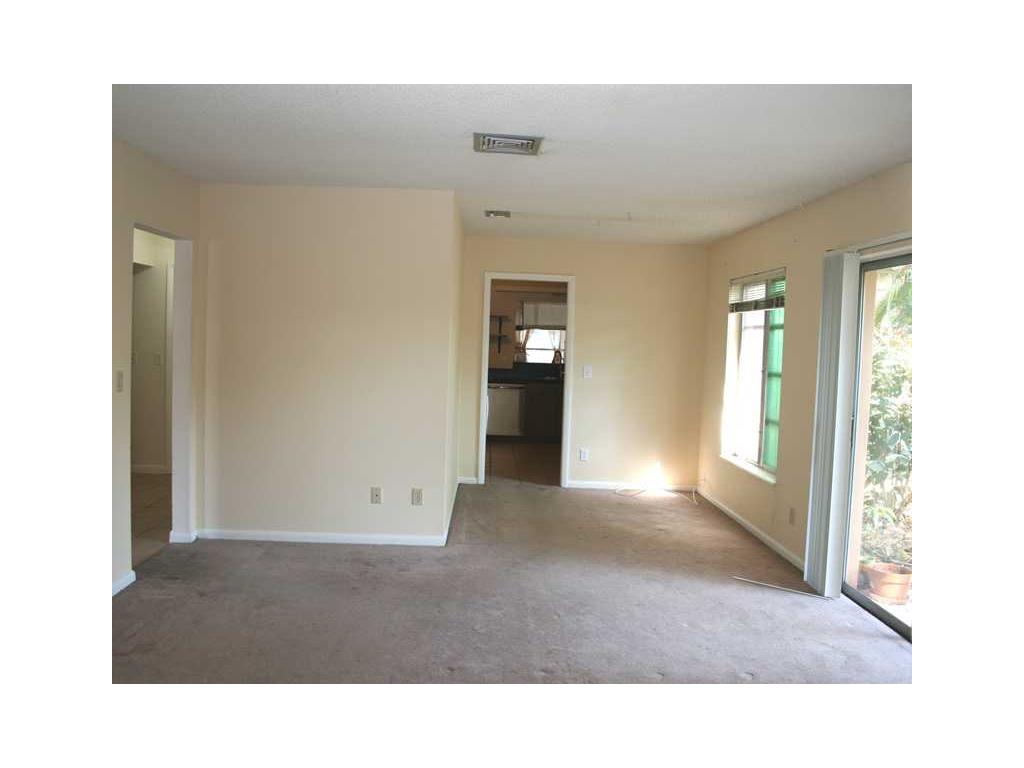 355 Fiddlewood Road Vero Beach, FL 32963 - Photo 13 of 32 Gallery Image 13