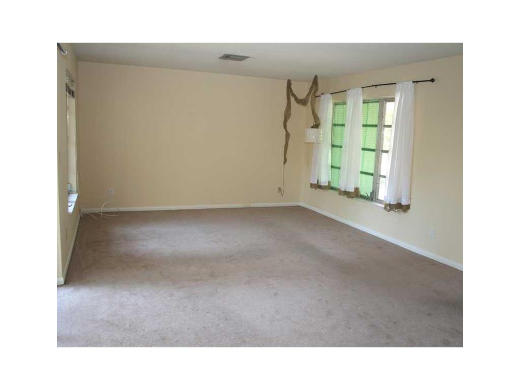 355 Fiddlewood Road Vero Beach, FL 32963 - Photo 16 of 32 Gallery Image 16