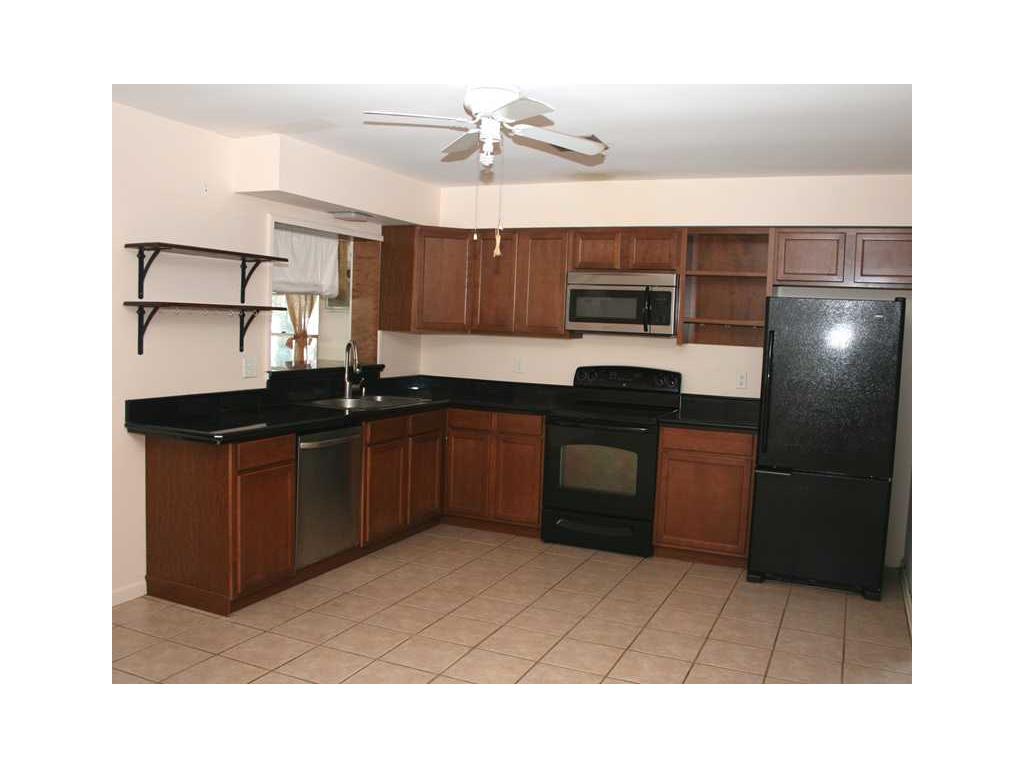 355 Fiddlewood Road Vero Beach, FL 32963 - Photo 3 of 32 Gallery Image 3