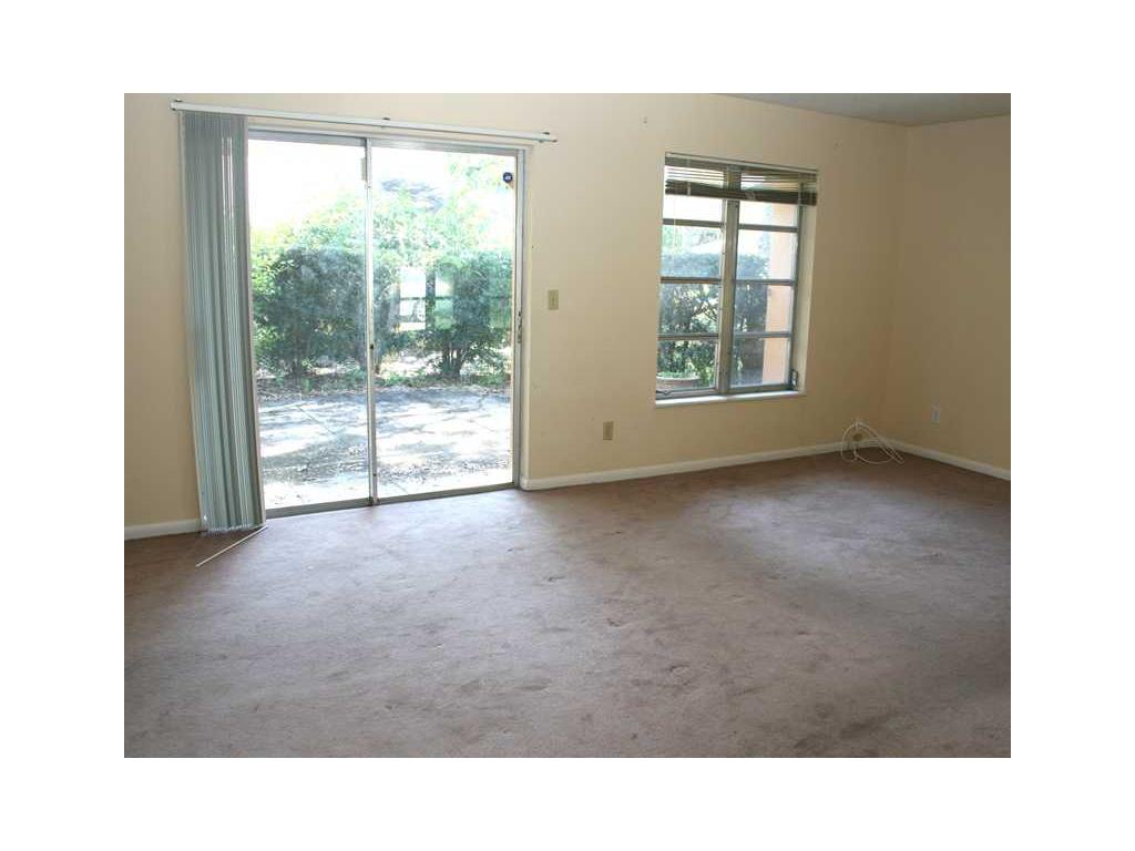 355 Fiddlewood Road Vero Beach, FL 32963 - Photo 9 of 32 Gallery Image 9