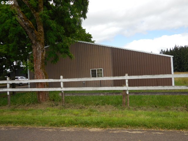 17993 South Strowbridge Road Oregon City, OR 97045 - Photo 4 of 31