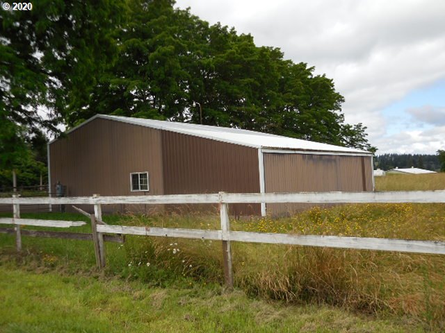 17993 South Strowbridge Road Oregon City, OR 97045 - Photo 5 of 31