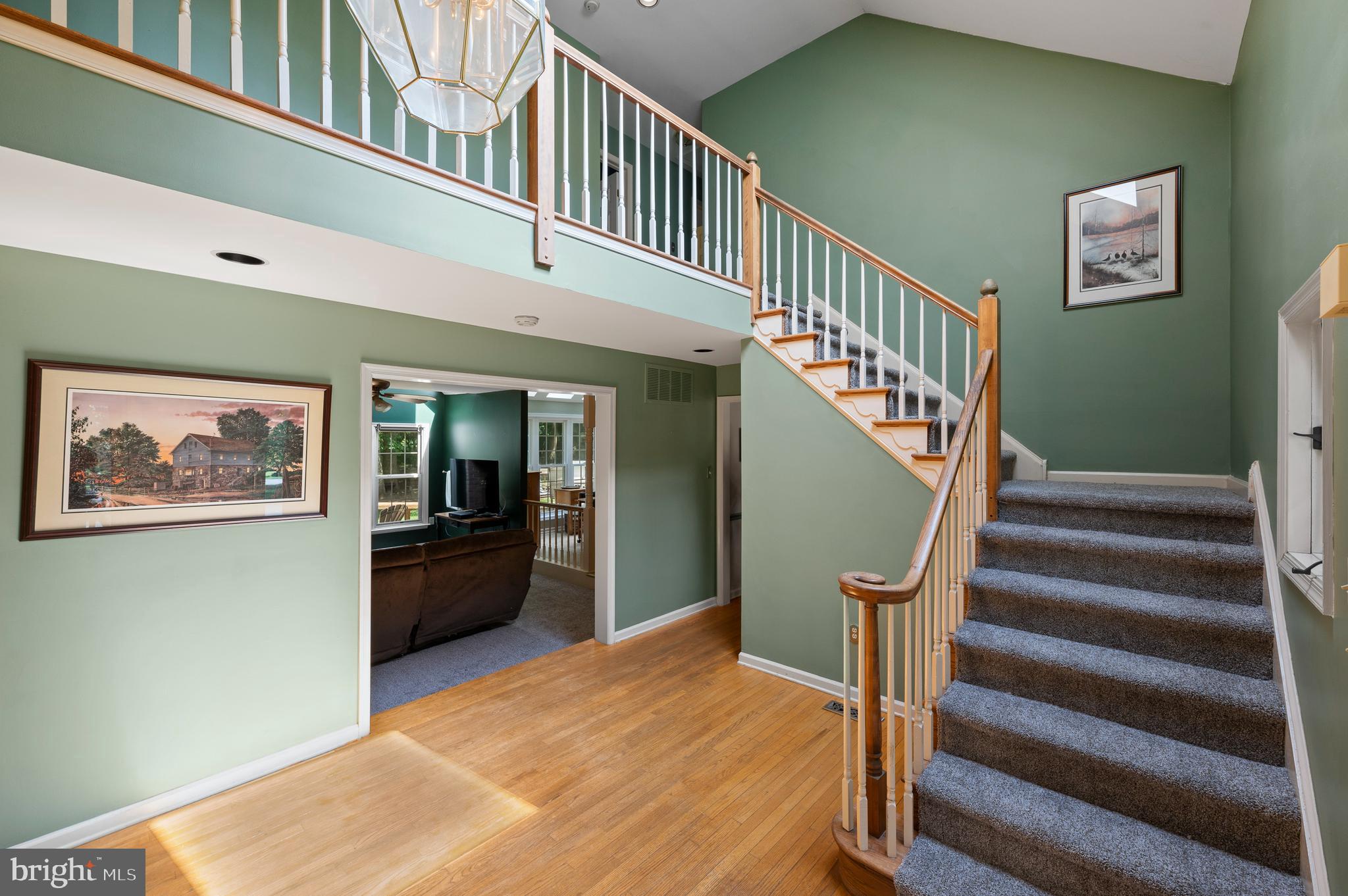 815 Shadow Farm Road West Chester, PA 19380 - Photo 4 of 35 Bright and Open Foyer