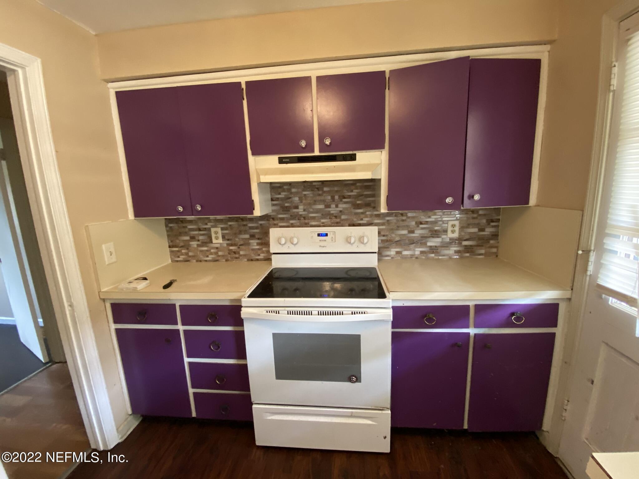 1607 El Prado Road, Unit 4 Jacksonville, FL 32216 - Photo 6 of 11 0028C7BB-88E2-4719-A02F-04AAE89A9C0B