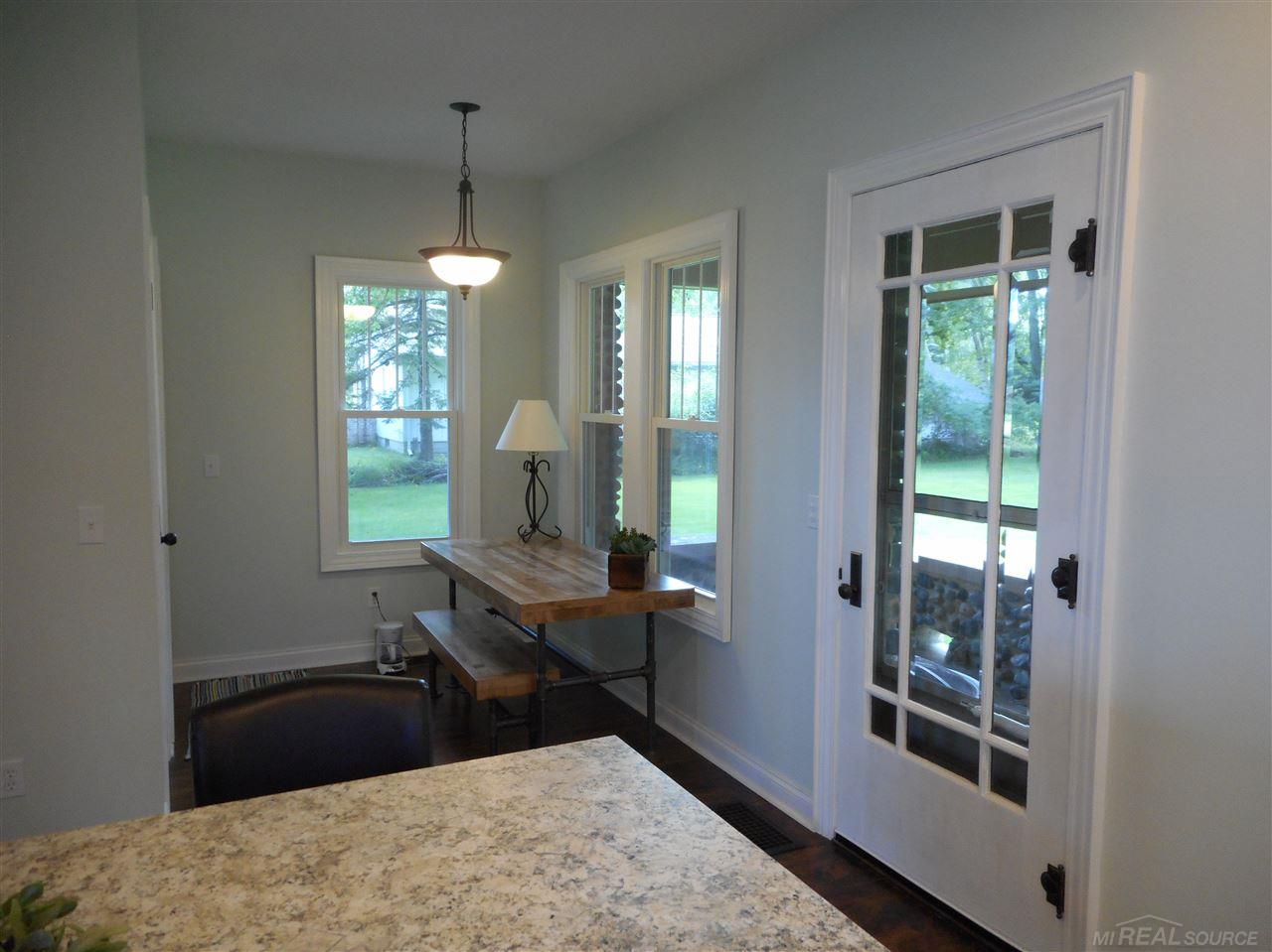 8814 South Lake Shore Road Harbor Beach, MI 48441 - Photo 19 of 37 31302867-19.JPG