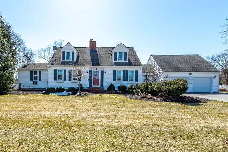 111 Gulf Road Dover, NH 03820 - Photo 1 of 40