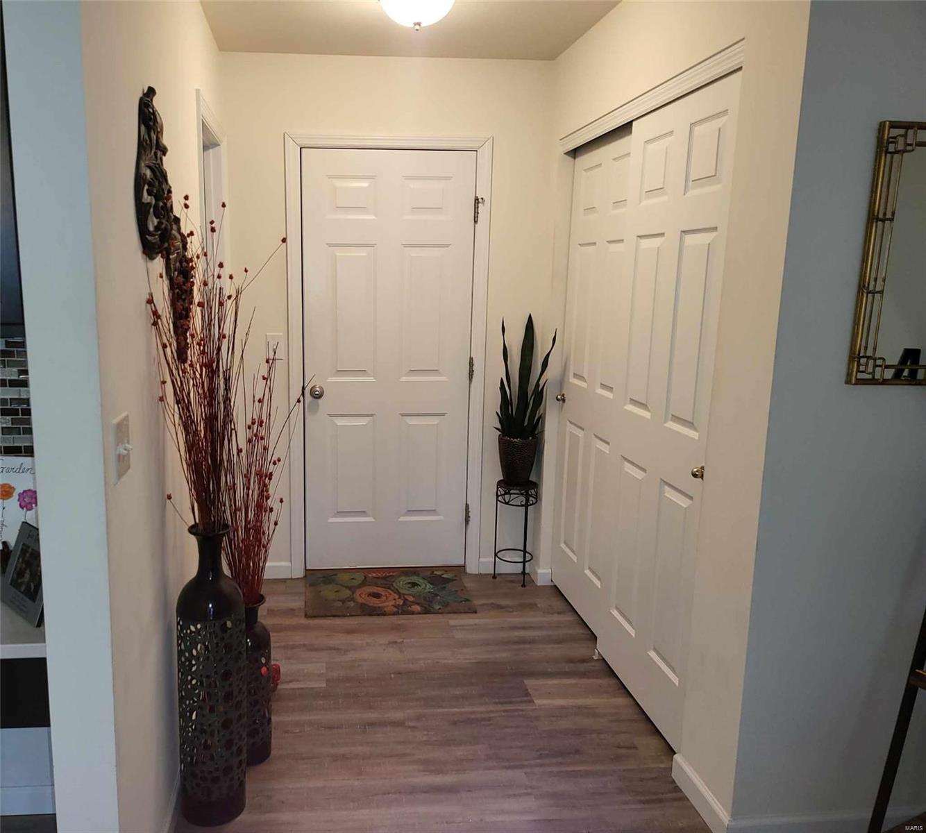 216 Longridge Circle Belleville, IL 62221 - Photo 4 of 28