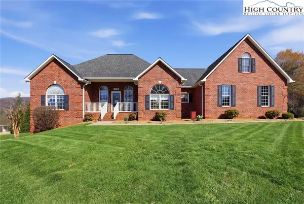 $634,900 | 362 Mountain Shadows Drive, Purlear, NC 28665