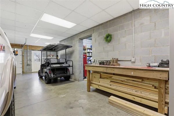 $634,900 | 362 Mountain Shadows Drive, Purlear, NC 28665