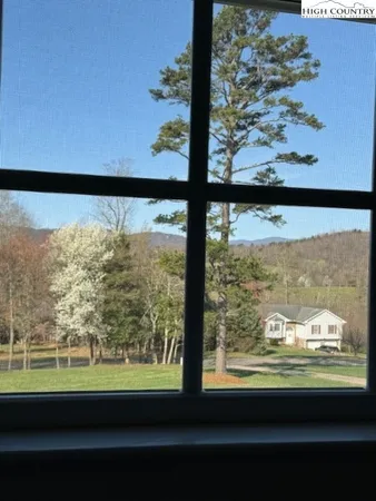 $634,900 | 362 Mountain Shadows Drive, Purlear, NC 28665