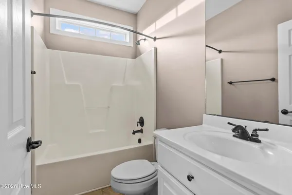 $2,100 | 301 Antioch Lakes Road, New Bern, NC 28560