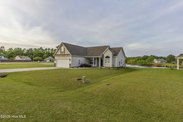 $2,100 | 301 Antioch Lakes Road, New Bern, NC 28560