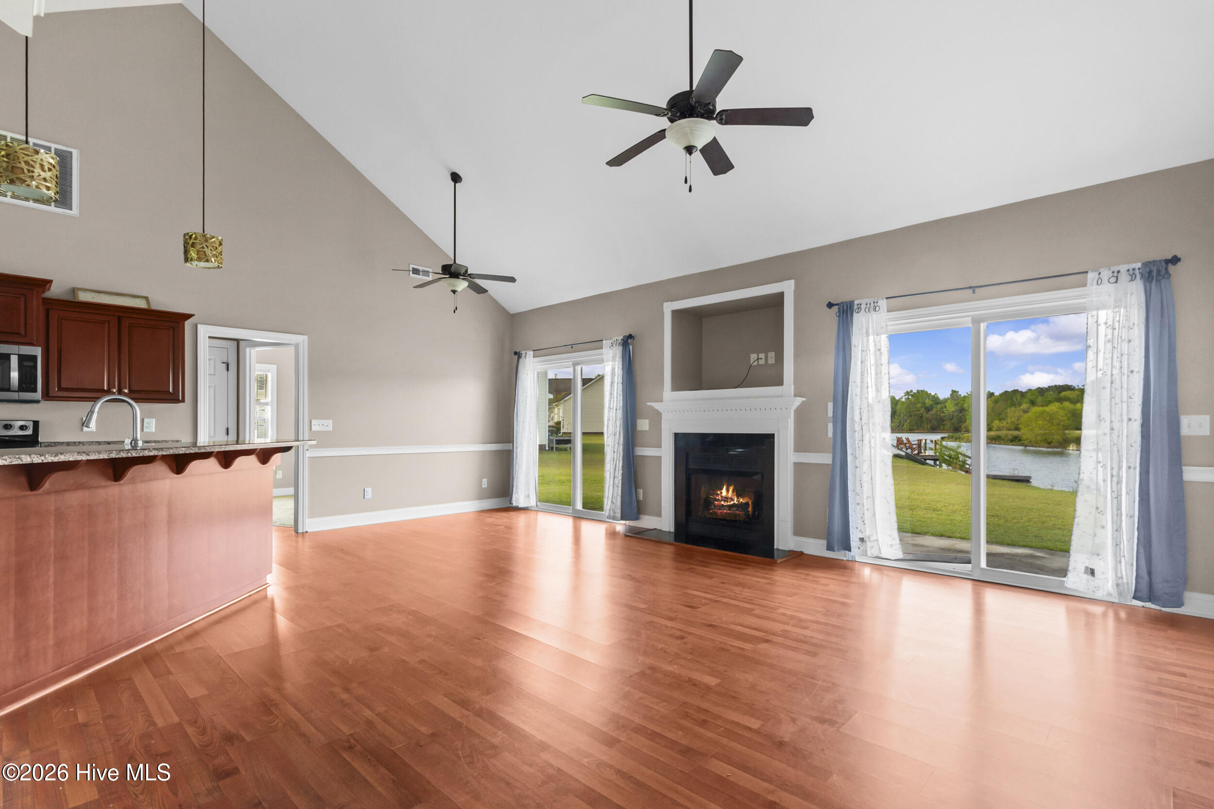 301 Antioch Lakes Road New Bern, NC 28560 - Photo 8 of 37 8_img_5060