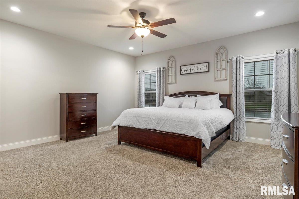 1420 Lake Pointe Court Springfield, IL 62712 - Photo 18 of 41 Gallery Image 18