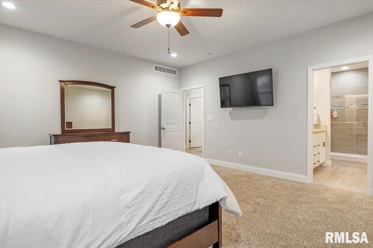 1420 Lake Pointe Court Springfield, IL 62712 - Photo 20 of 41 Gallery Image 20