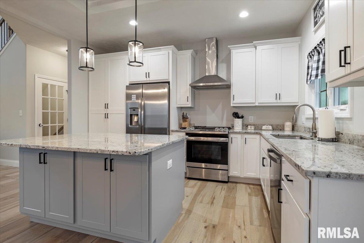 1420 Lake Pointe Court Springfield, IL 62712 - Photo 10 of 41 Gallery Image 10