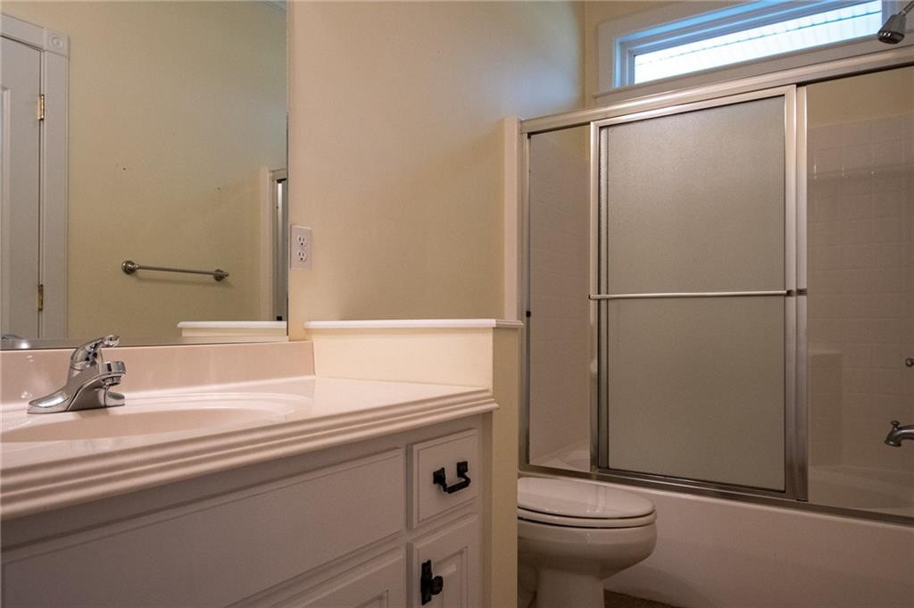 6261 Union Ridge Road Burlington, NC 27217 - Photo 11 of 34 Gallery Image 11